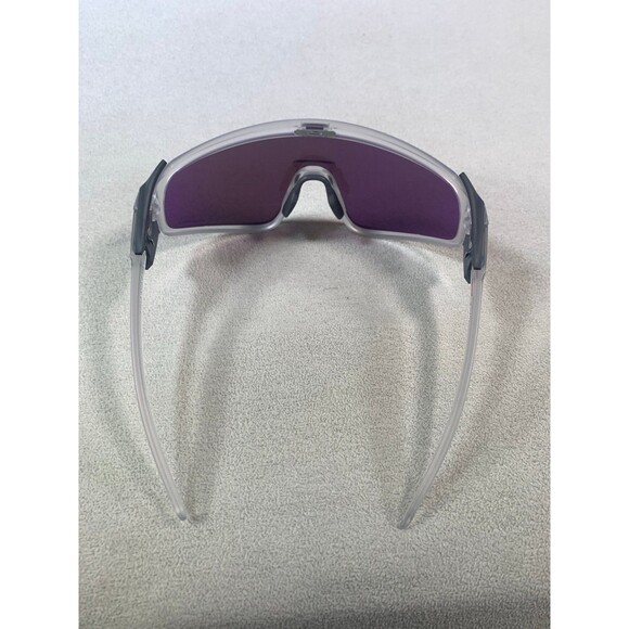 Oakley Latch Panel Sunglasses OO9404-0235 Matte Clear Prizm Violet w/Pouch - Picture 7 of 11